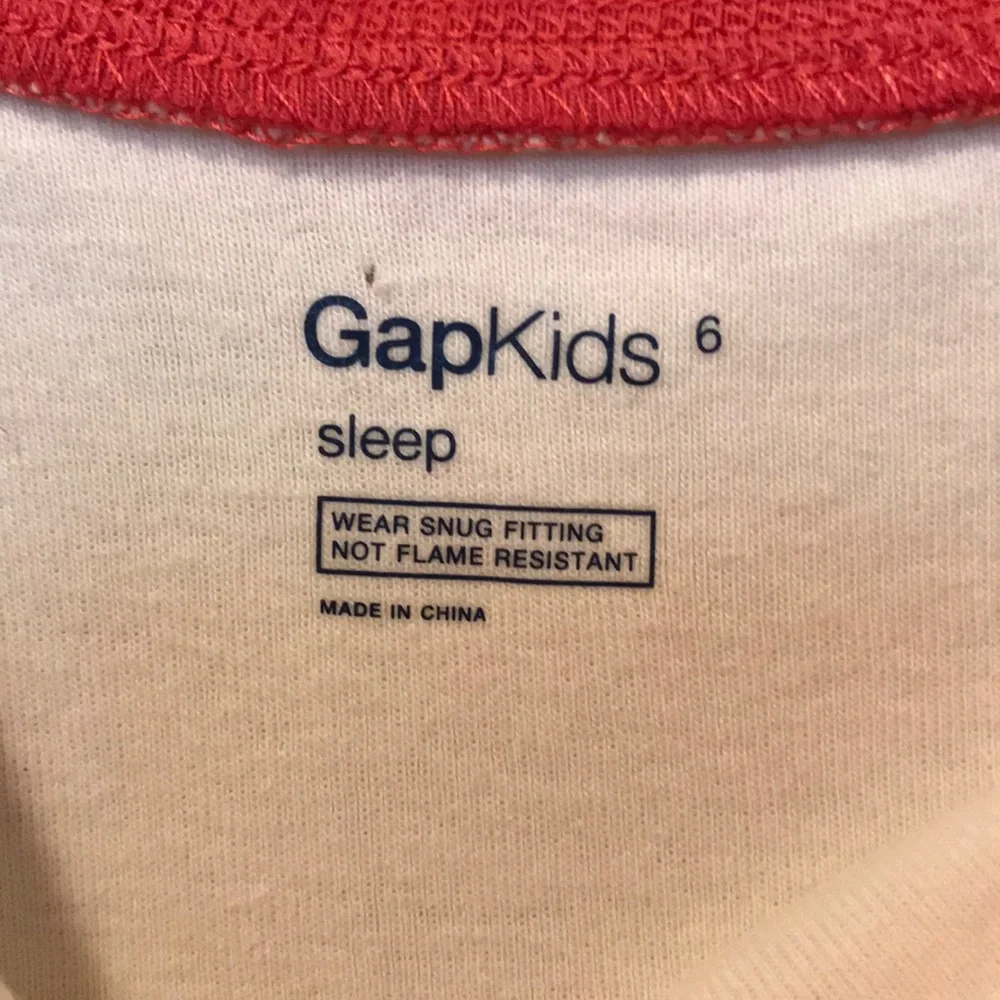 Gap Kids boy’s size 6 pajama baseball tee sleep shirt soft cotton EUC